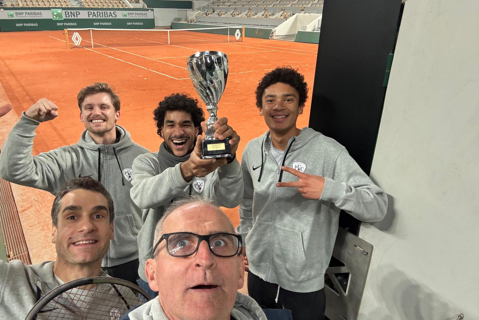 L'équipe du Paris Université Club, championne de Paris
